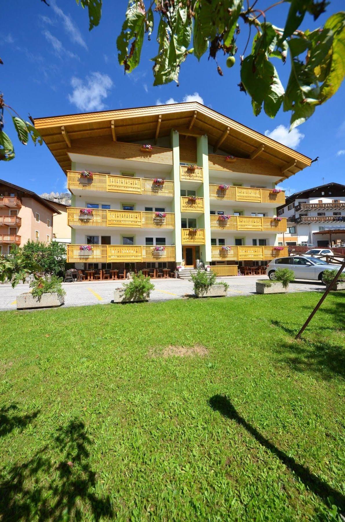 Mason La Zondra Apart otel Vigo di Fassa Dış mekan fotoğraf